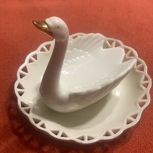 1980’s Avon Bone China Swan Trinket / Ring dish